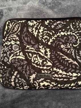 Vera Bradley Black with Cream & Gray Floral Quilted Laptop Sleeve